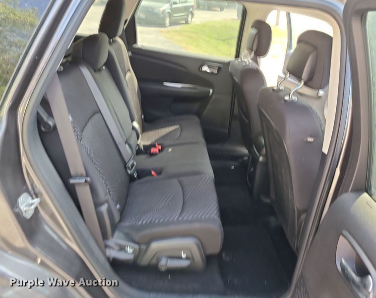 image for item DK4063 2015 Dodge Journey SXT  SUV