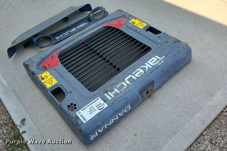 image for item DK4065 Takeuchi TL10  engine cover