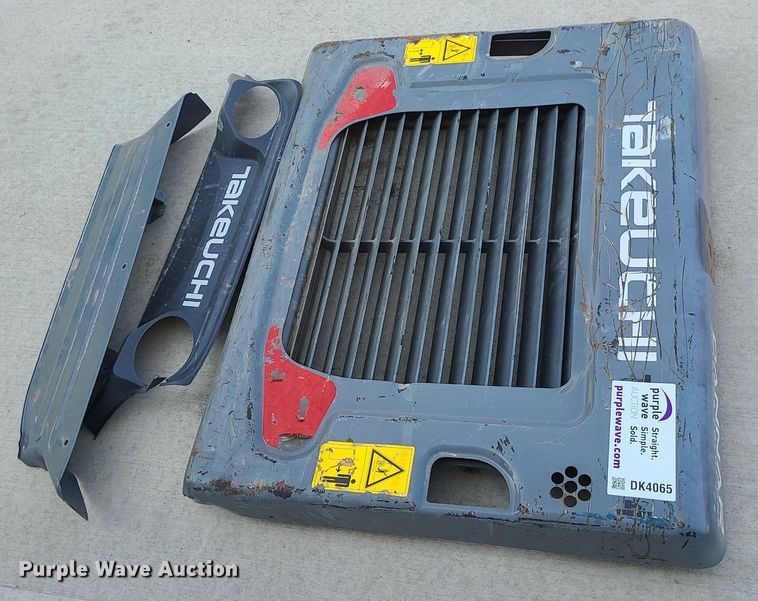 image for item DK4065 Takeuchi TL10  engine cover