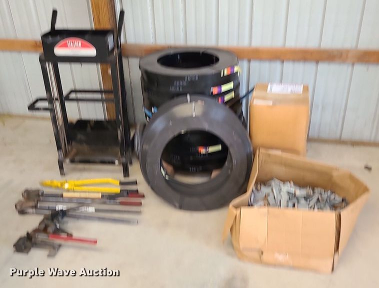 image for item DK4067 Steel banding equipment