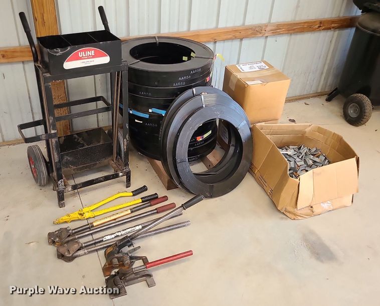 image for item DK4067 Steel banding equipment