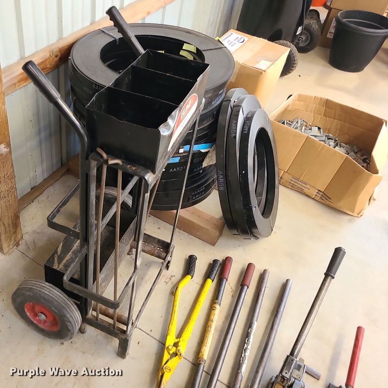 image for item DK4067 Steel banding equipment