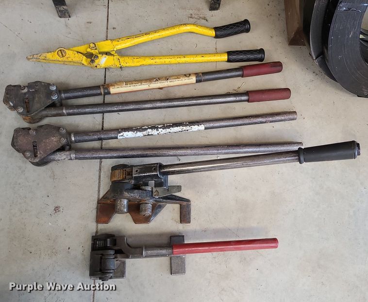 image for item DK4067 Steel banding equipment