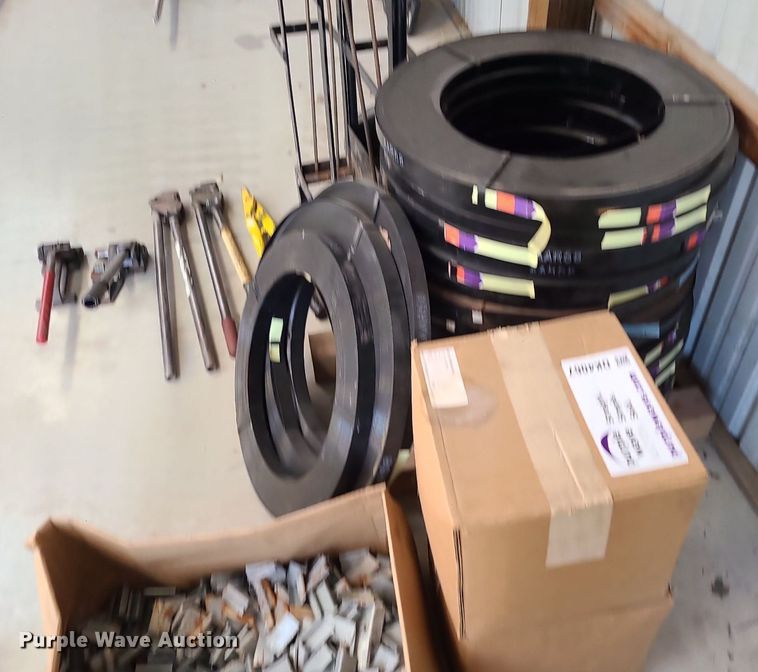 image for item DK4067 Steel banding equipment