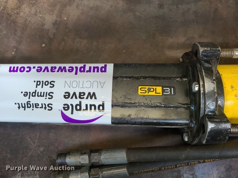 image for item DK4069 Stanley Spl31   spike puller