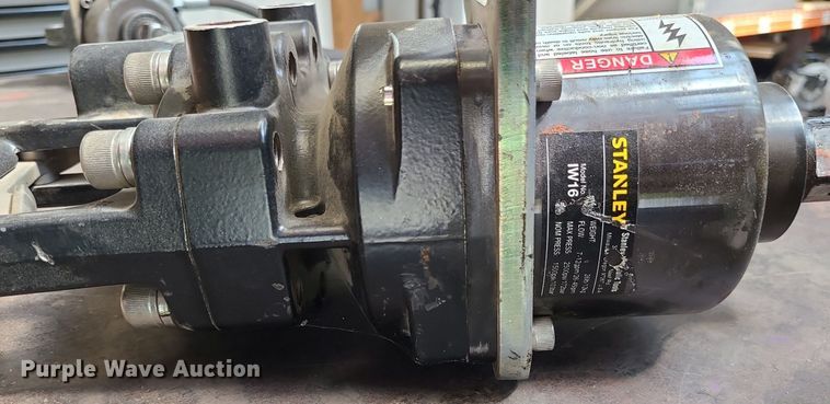 image for item DK4071 Stanley IW16   1" hydraulic impact