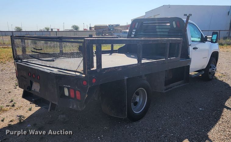 image for item DK6511 2014 GMC Sierra 3500HD  flatbed pickup truck