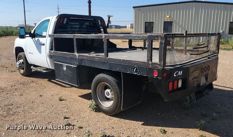 image for item DK6511 2014 GMC Sierra 3500HD  flatbed pickup truck