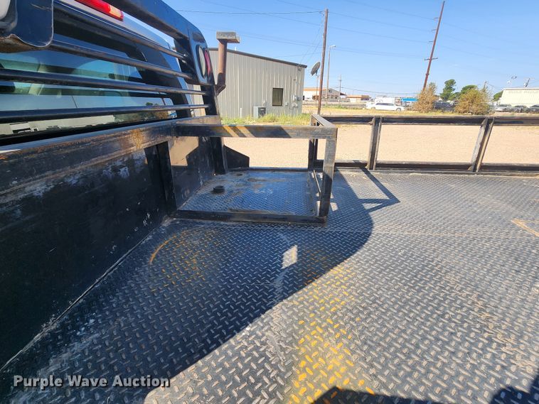 image for item DK6511 2014 GMC Sierra 3500HD  flatbed pickup truck