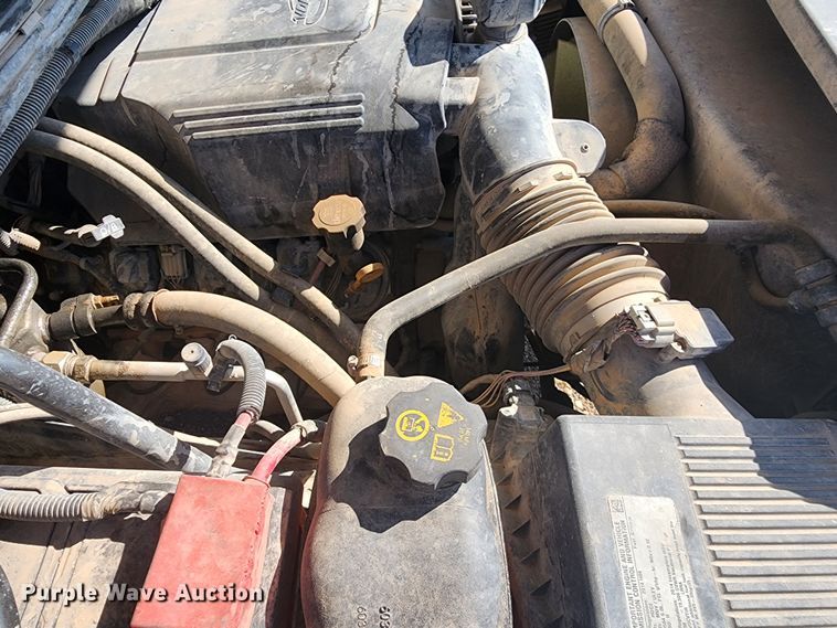 image for item DK6511 2014 GMC Sierra 3500HD  flatbed pickup truck