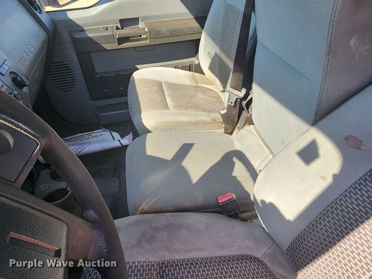 image for item DK6512 2011 Ford F250 Super Duty  SuperCab pickup truck