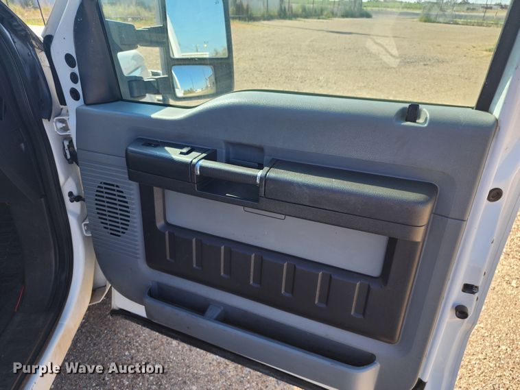 image for item DK6512 2011 Ford F250 Super Duty  SuperCab pickup truck