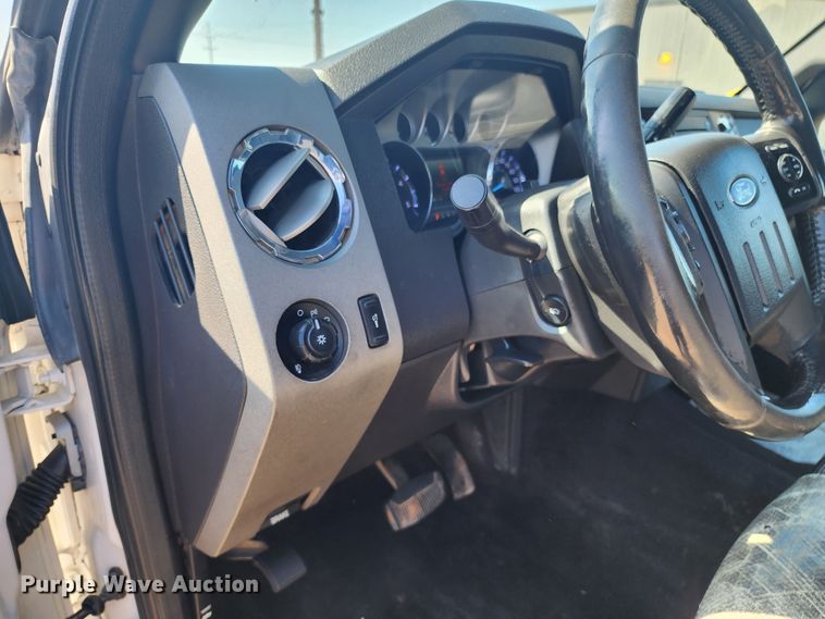 image for item DK6513 2011 Ford F350 Super Duty  Crew Cab pickup truck