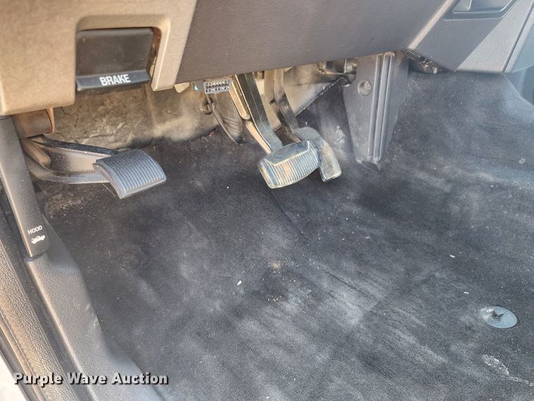 image for item DK6513 2011 Ford F350 Super Duty  Crew Cab pickup truck