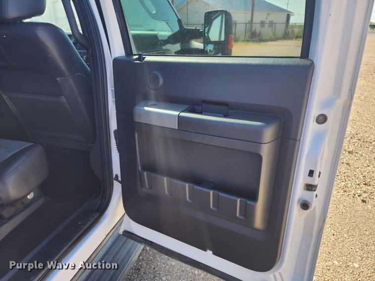 image for item DK6513 2011 Ford F350 Super Duty  Crew Cab pickup truck