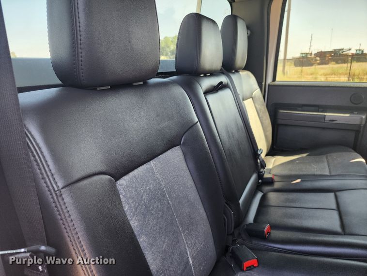 image for item DK6513 2011 Ford F350 Super Duty  Crew Cab pickup truck