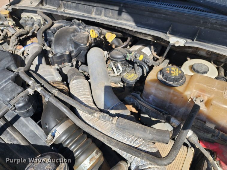 image for item DK6513 2011 Ford F350 Super Duty  Crew Cab pickup truck