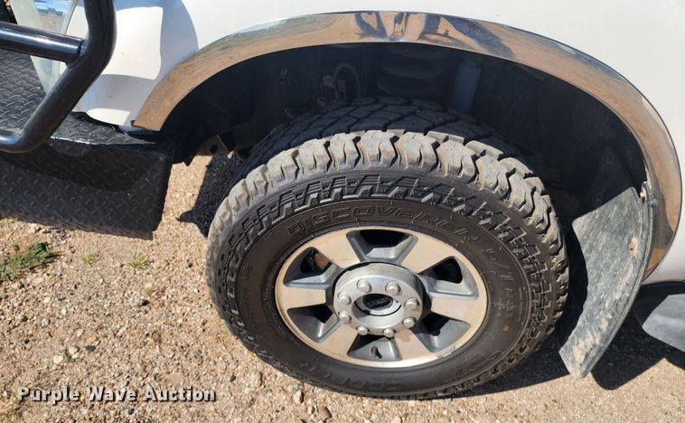 image for item DK6513 2011 Ford F350 Super Duty  Crew Cab pickup truck