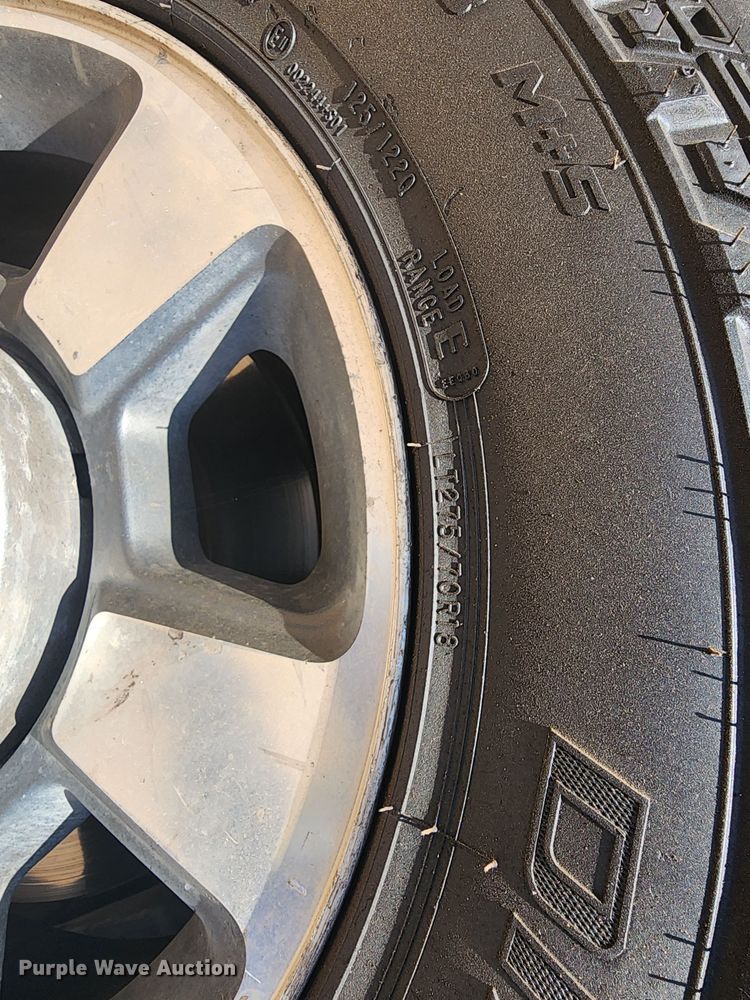 image for item DK6513 2011 Ford F350 Super Duty  Crew Cab pickup truck