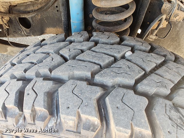 image for item DK6513 2011 Ford F350 Super Duty  Crew Cab pickup truck