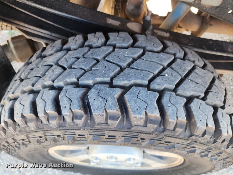 image for item DK6513 2011 Ford F350 Super Duty  Crew Cab pickup truck