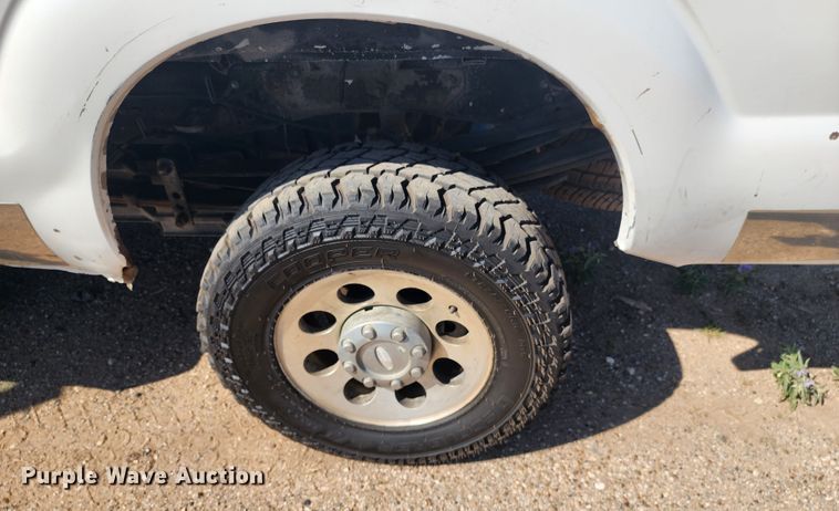 image for item DK6513 2011 Ford F350 Super Duty  Crew Cab pickup truck