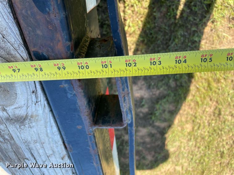 image for item DM0246 2011  PJ Trailer Gooseneck  equipment trailer