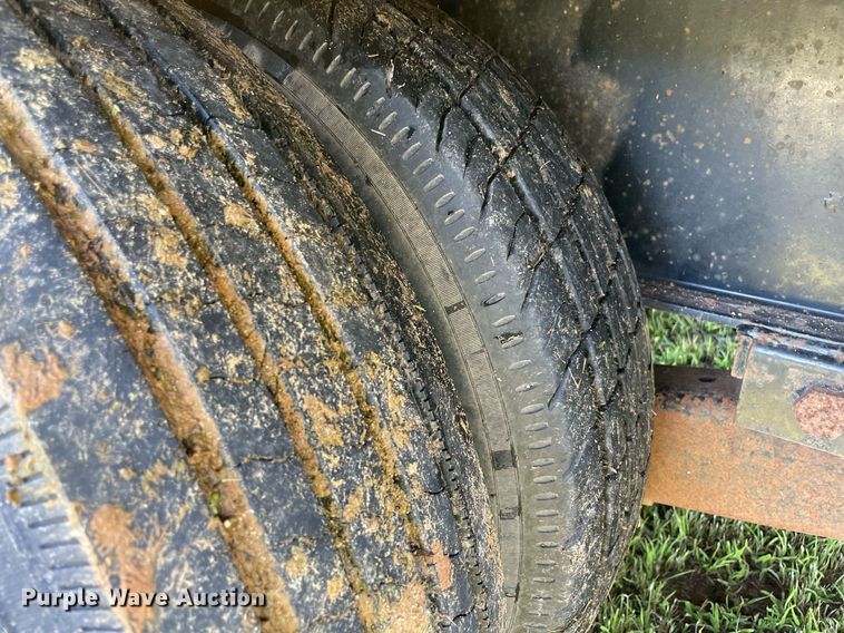 image for item DM0246 2011  PJ Trailer Gooseneck  equipment trailer