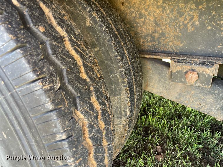 image for item DM0246 2011  PJ Trailer Gooseneck  equipment trailer