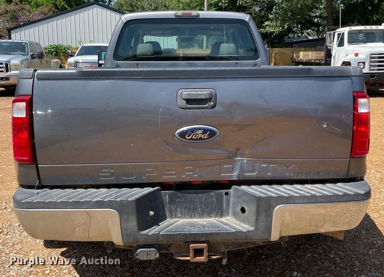 image for item DM0295 2010 Ford F350 Super Duty Crew Cab pickup truck