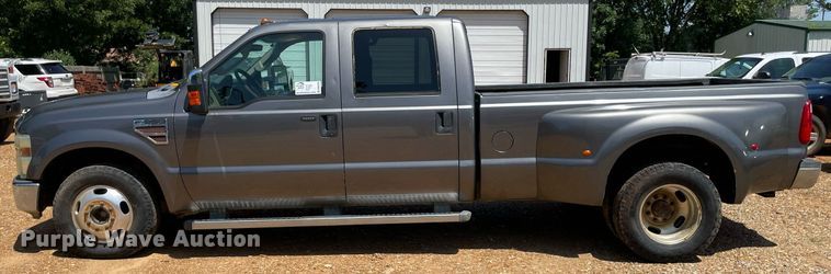 image for item DM0295 2010 Ford F350 Super Duty Crew Cab pickup truck