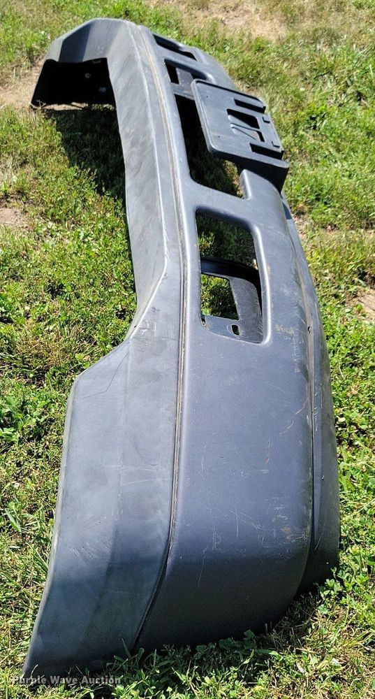 image for item DN4082 Ford F series  front bumper