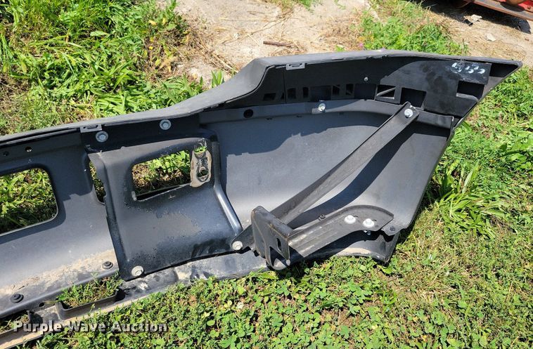 image for item DN4082 Ford F series  front bumper