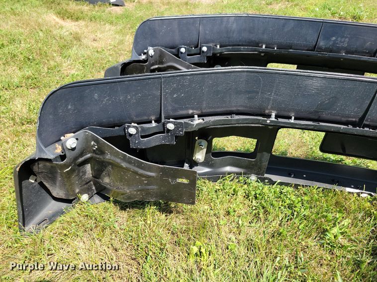 image for item DN4083 (2) Ford front bumpers