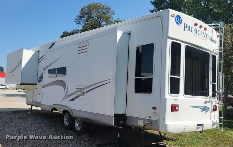 image for item DN4105 2005 Holiday Rambler Presidential  camper