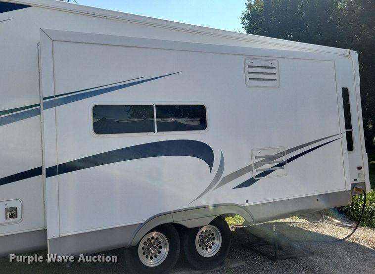 image for item DN4105 2005 Holiday Rambler Presidential  camper