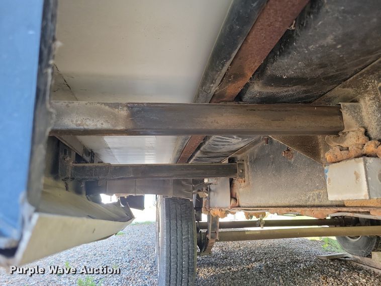 image for item DN4105 2005 Holiday Rambler Presidential  camper