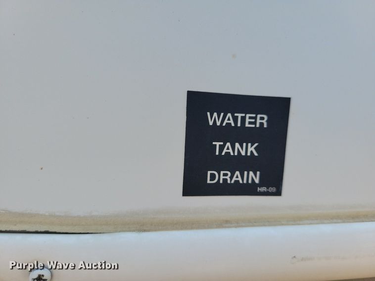 image for item DN4105 2005 Holiday Rambler Presidential  camper