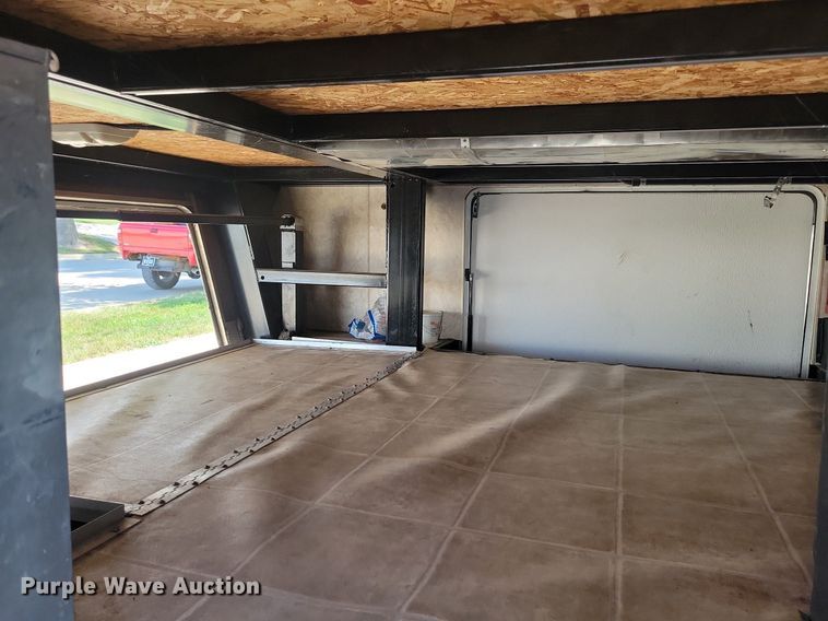 image for item DN4105 2005 Holiday Rambler Presidential  camper