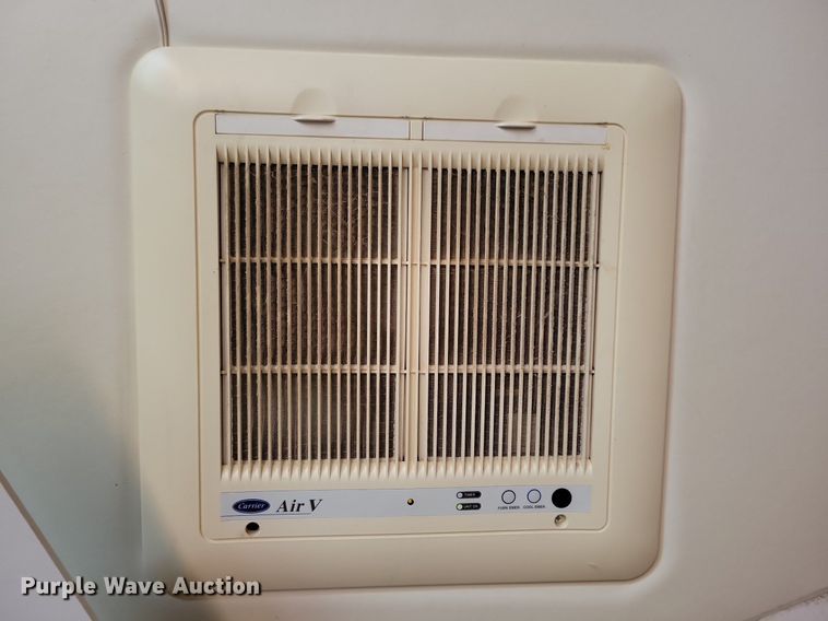 image for item DN4105 2005 Holiday Rambler Presidential  camper