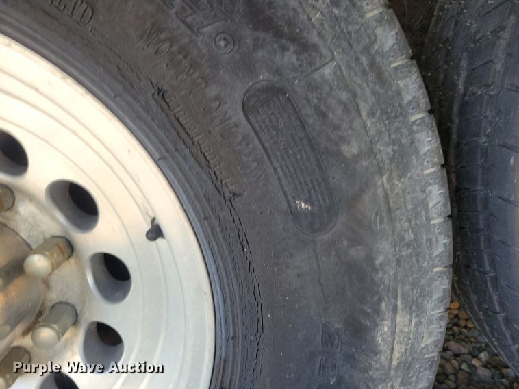 image for item DN4105 2005 Holiday Rambler Presidential  camper