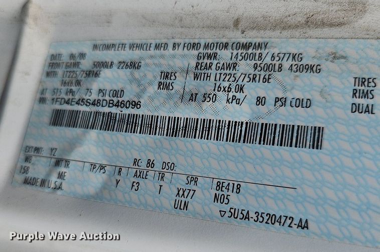 image for item DN8594 2008 Ford E450 Super Duty  shuttle bus