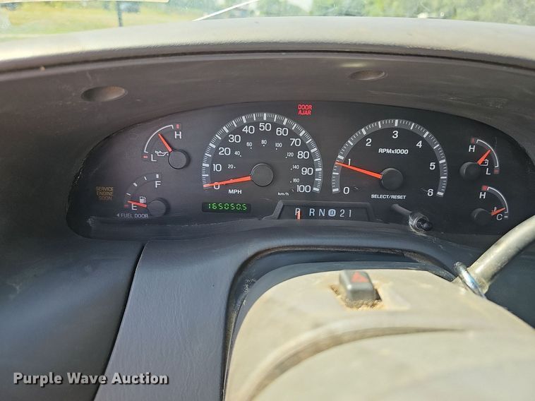 image for item DN8595 2001 Ford F150 XLT  pickup truck