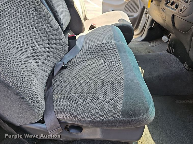 image for item DN8595 2001 Ford F150 XLT  pickup truck