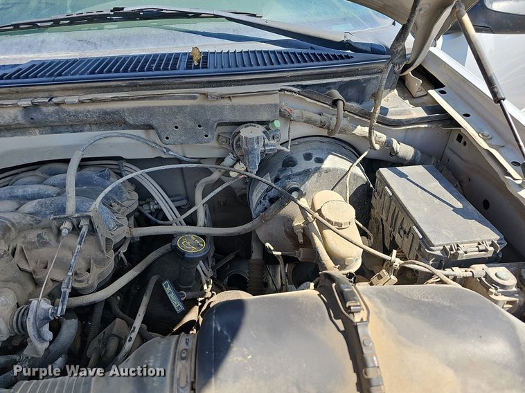 image for item DN8595 2001 Ford F150 XLT  pickup truck