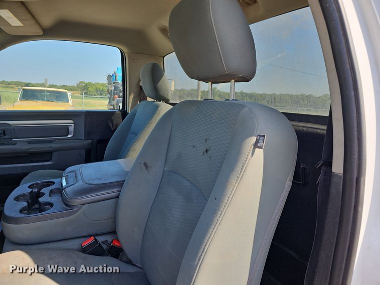 image for item DN8599 2019 Dodge Ram 1500  pickup truck