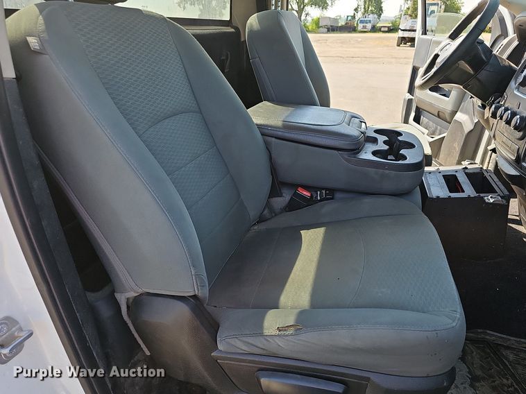 image for item DN8599 2019 Dodge Ram 1500  pickup truck