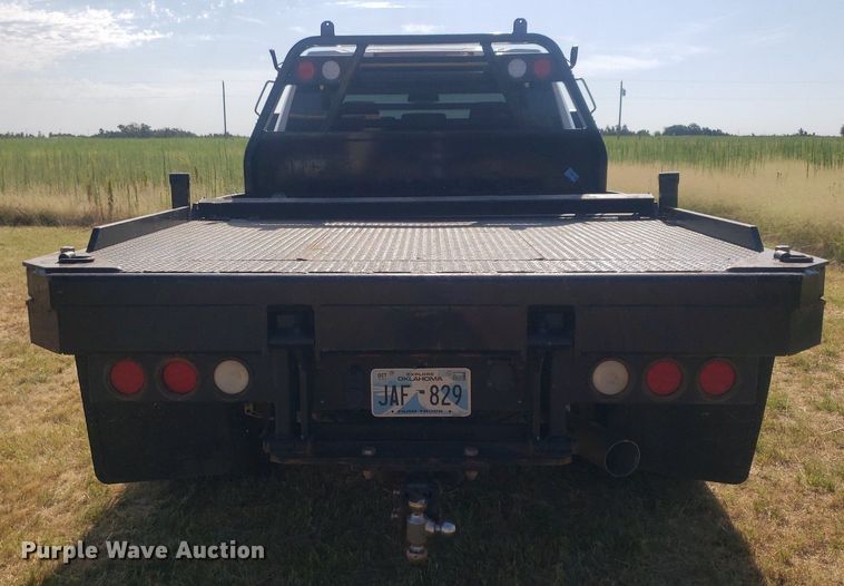 image for item DO3007 2020 Chevrolet Silverado 3500HD  Crew Cab bale bed truck