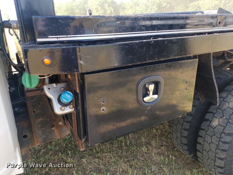 image for item DO3007 2020 Chevrolet Silverado 3500HD  Crew Cab bale bed truck