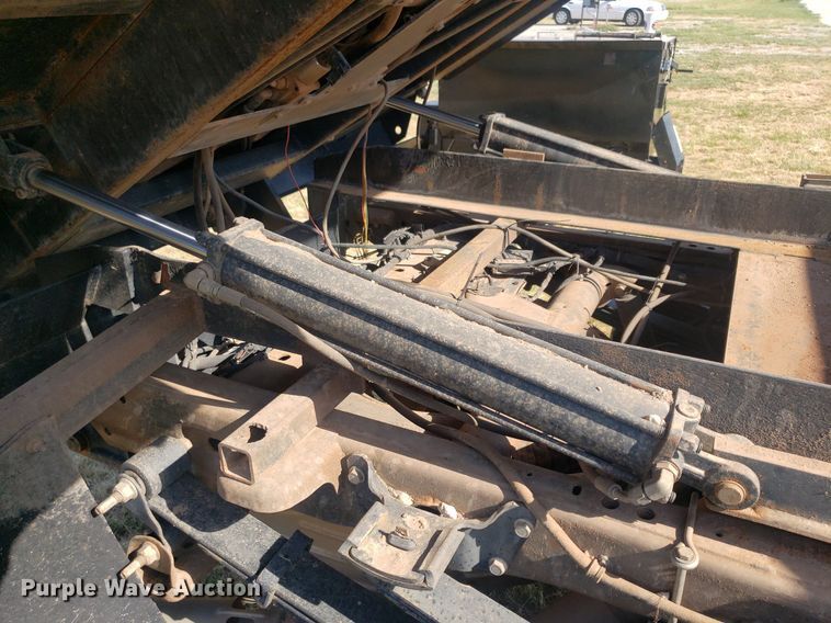 image for item DO3007 2020 Chevrolet Silverado 3500HD  Crew Cab bale bed truck